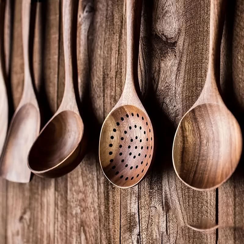 WOODLURE – Sustainable Kitchen Utensil Set for Cooking and Serving
